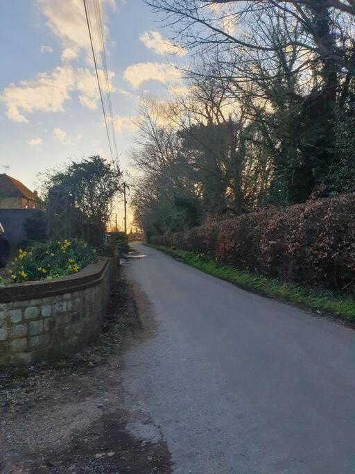 Nature Charm & Fruit Delights, Multi-Generation Celebratory Home -Try, Relax, Repeat - Sellindge Ashford  Exterior foto