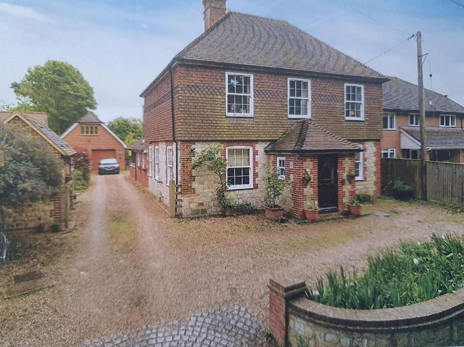 Nature Charm & Fruit Delights, Multi-Generation Celebratory Home -Try, Relax, Repeat - Sellindge Ashford  Exterior foto